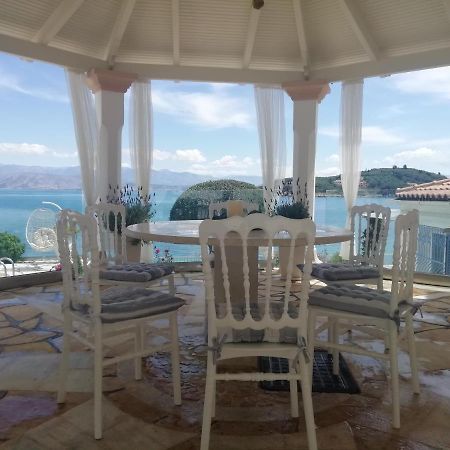 Imerolia Beach Villa Kassiopi Corfu エクステリア 写真