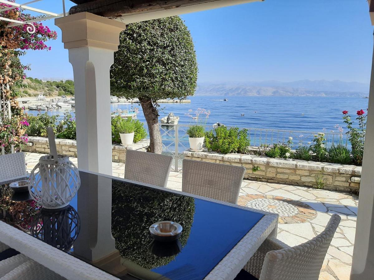 Imerolia Beach Villa Kassiopi Corfu エクステリア 写真
