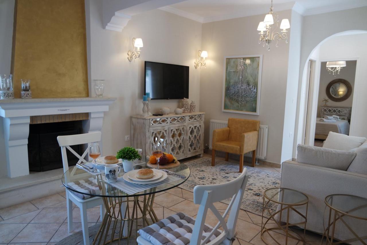 Imerolia Beach Villa Kassiopi Corfu エクステリア 写真