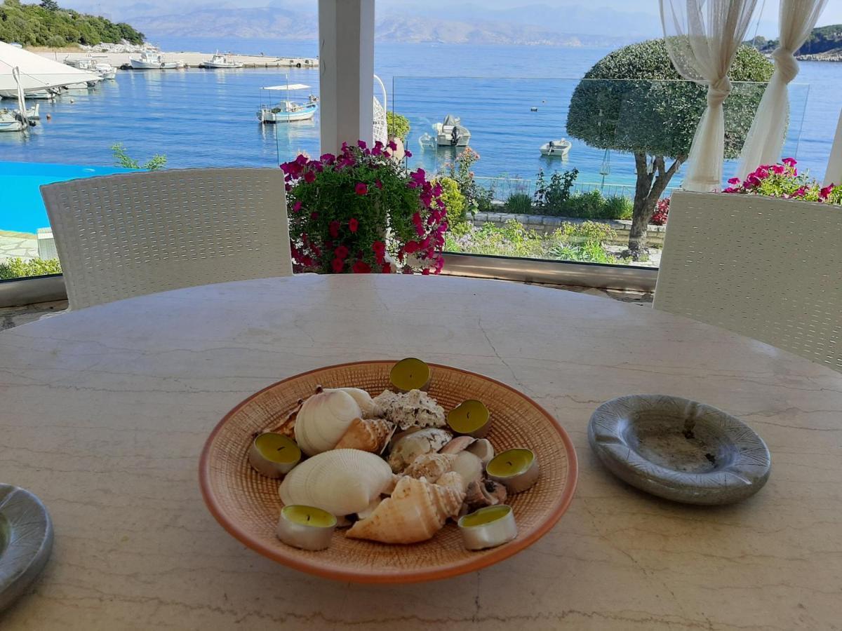 Imerolia Beach Villa Kassiopi Corfu エクステリア 写真