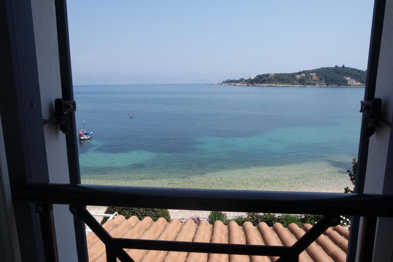 Imerolia Beach Villa Kassiopi Corfu エクステリア 写真
