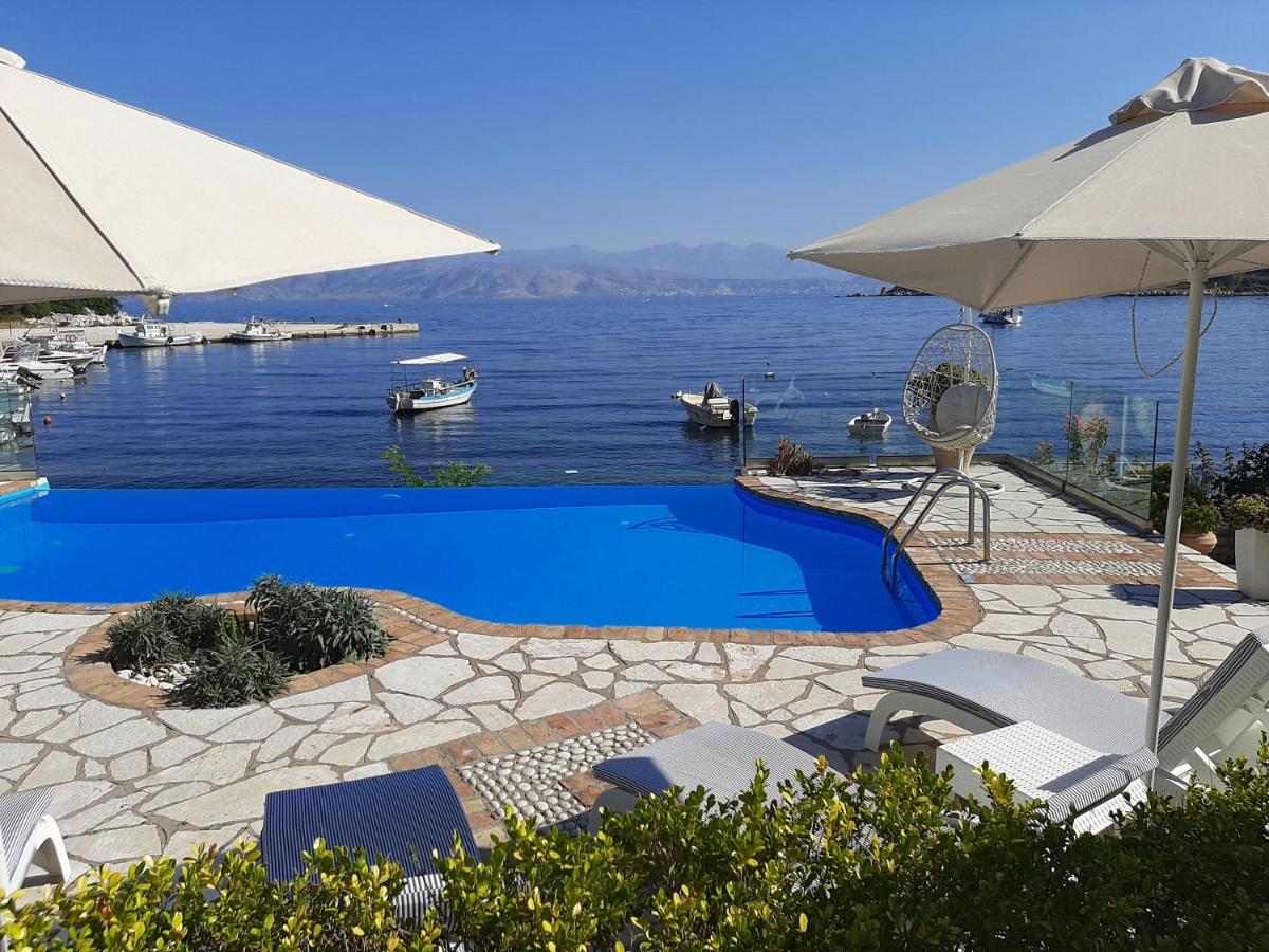Imerolia Beach Villa Kassiopi Corfu エクステリア 写真