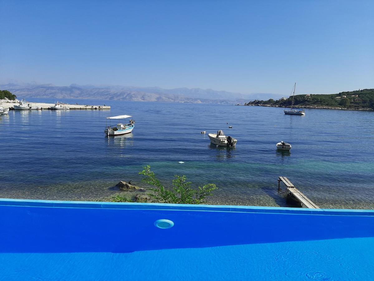 Imerolia Beach Villa Kassiopi Corfu エクステリア 写真