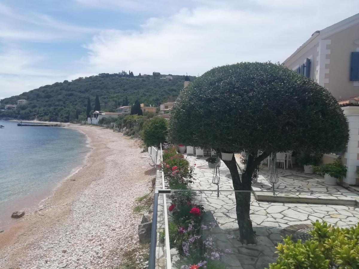 Imerolia Beach Villa Kassiopi Corfu エクステリア 写真