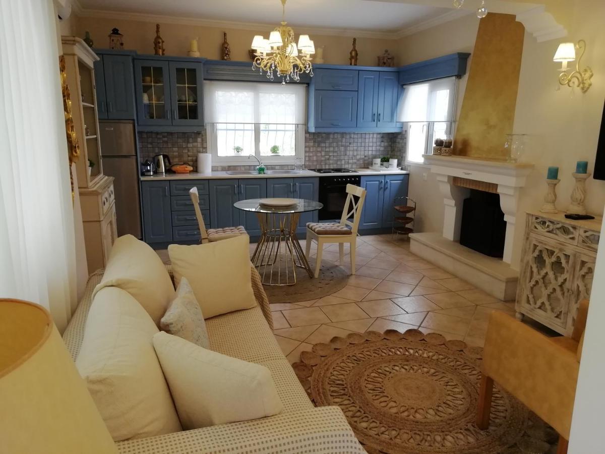 Imerolia Beach Villa Kassiopi Corfu エクステリア 写真