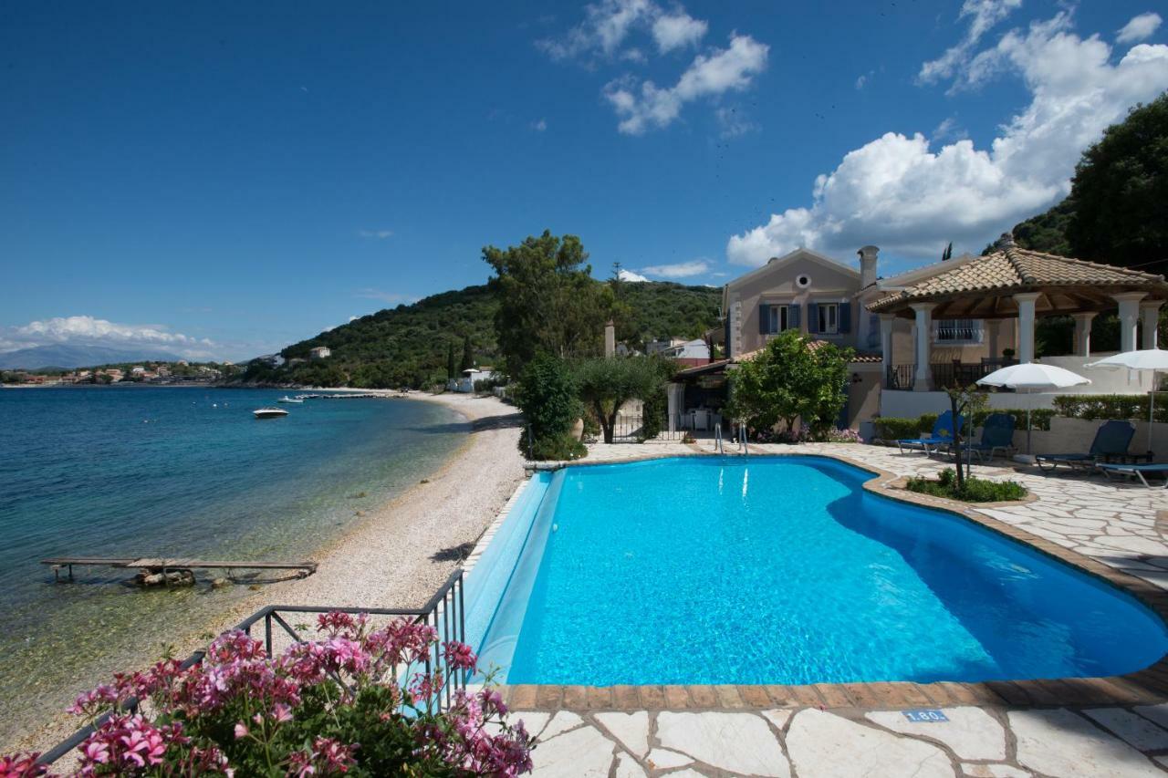 Imerolia Beach Villa Kassiopi Corfu エクステリア 写真