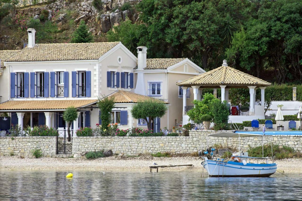 Imerolia Beach Villa Kassiopi Corfu エクステリア 写真